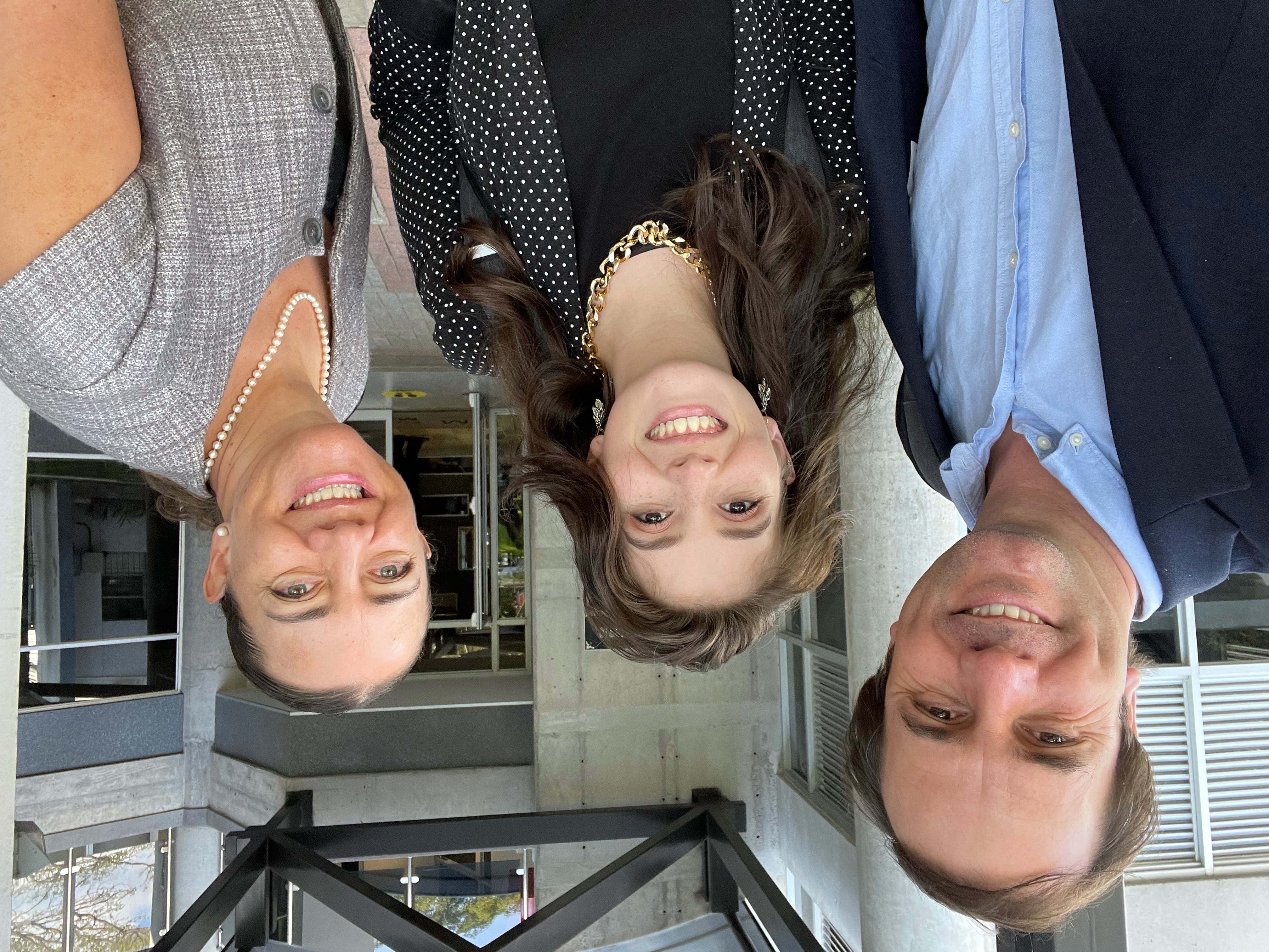 Tomás Barros, General Manager of EVoting, together with Gabriela Tijerino, Commercial Director of Central America, and Laura González, Project Analyst